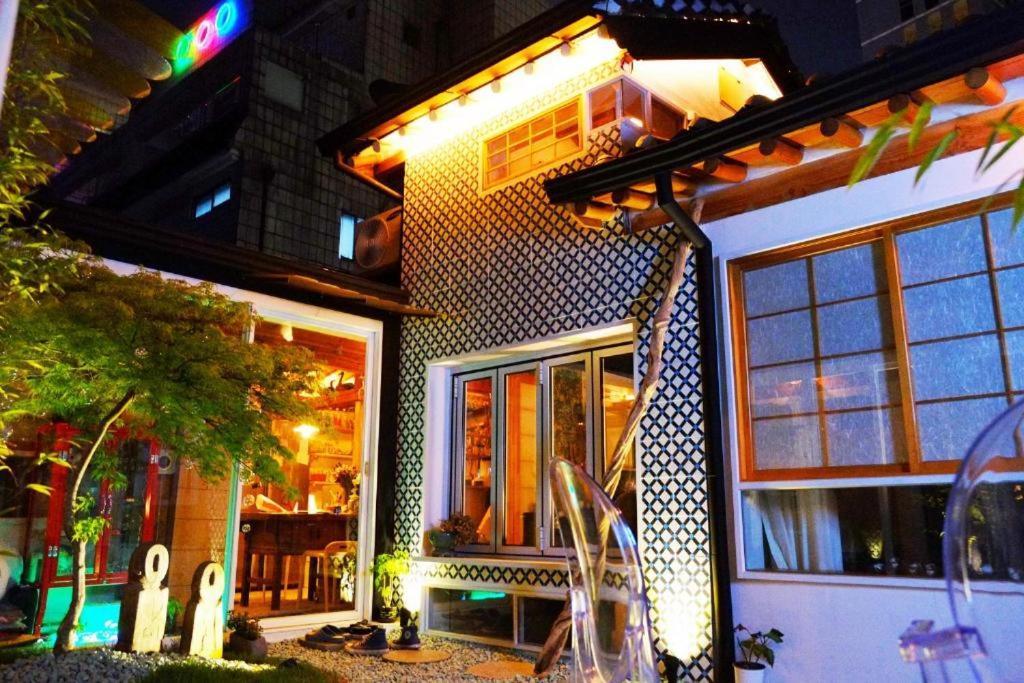 'Hanok Hanok' Boutique Stay Seoul - 2Min From Gyeongbokgung Palace Station Exteriér fotografie
