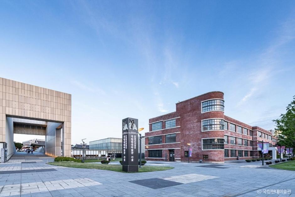 'Hanok Hanok' Boutique Stay Seoul - 2Min From Gyeongbokgung Palace Station Exteriér fotografie